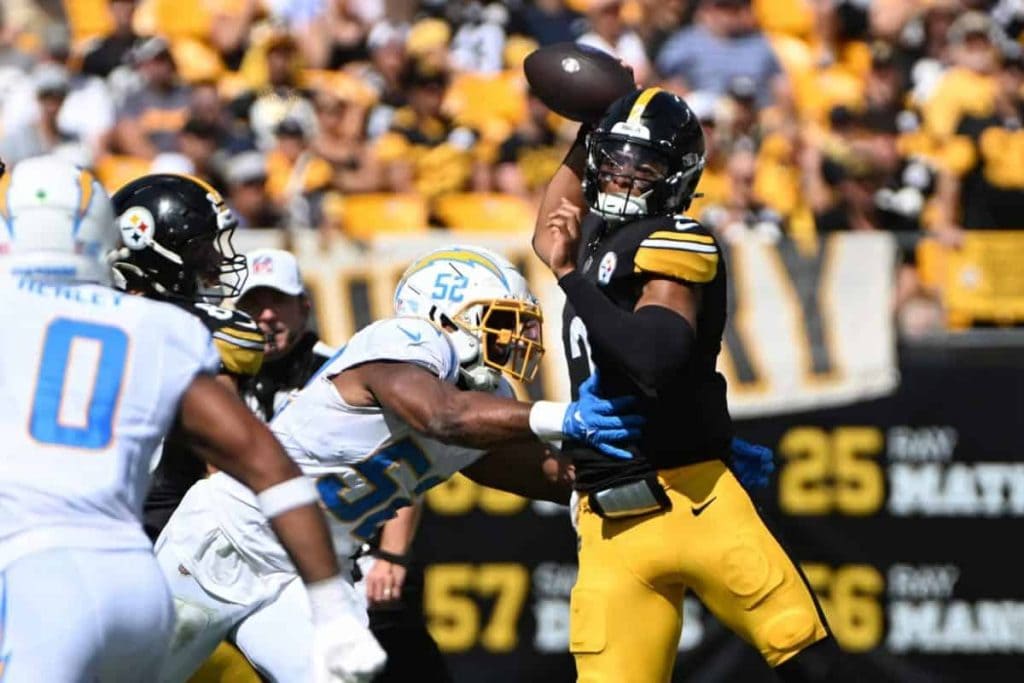 Los Angeles Chargers, New York Jets Justin Fields
