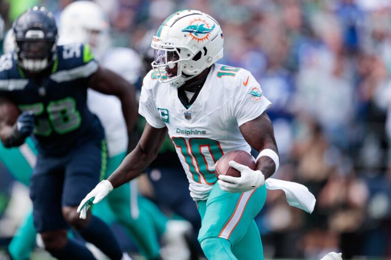 miami dolphins tyreek hill week 5 injuries