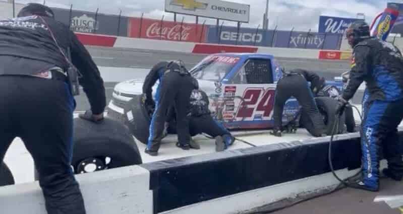 Rajah Caruth Pit Crew Craftsman Truck Series, FS1