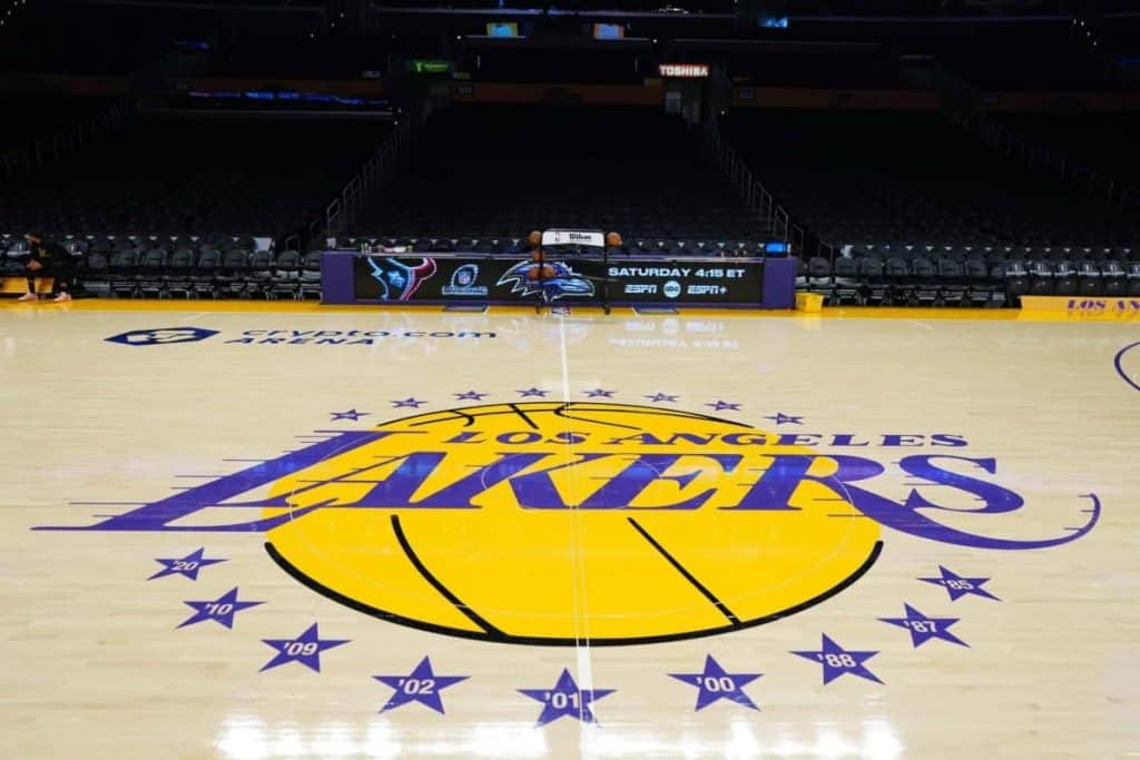 Los Angeles Lakers looking at Jimmy Butler?
