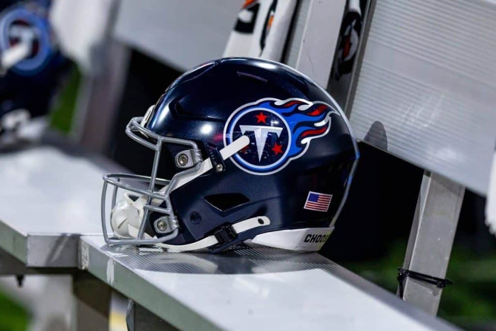 Tennessee Titans reportedly interested in Cam Ward, Elic Ayomanor