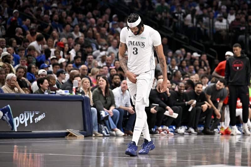 Dallas Mavericks and Anthony Davis