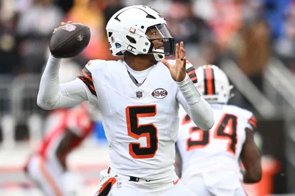 New York Giants sign Jameis Winston