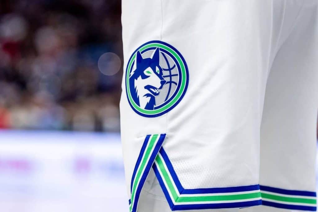 Minnesota Timberwolves bought fully by Marc Lore, Alex Rodriguez