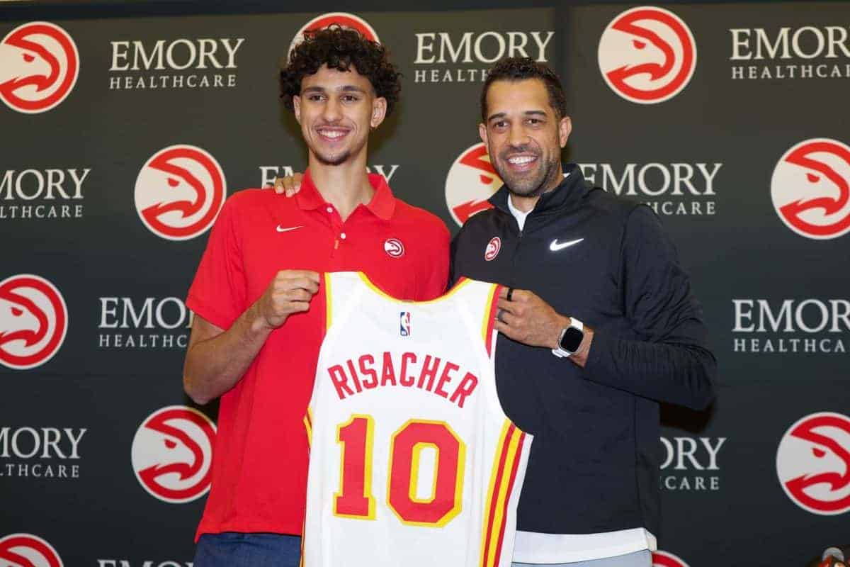 Atlanta Hawks fire Landry Fields