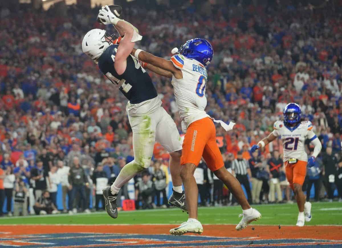 Indianapolis Colts select Tyler Warren