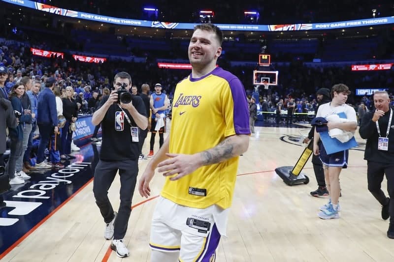 Los Angeles Lakers