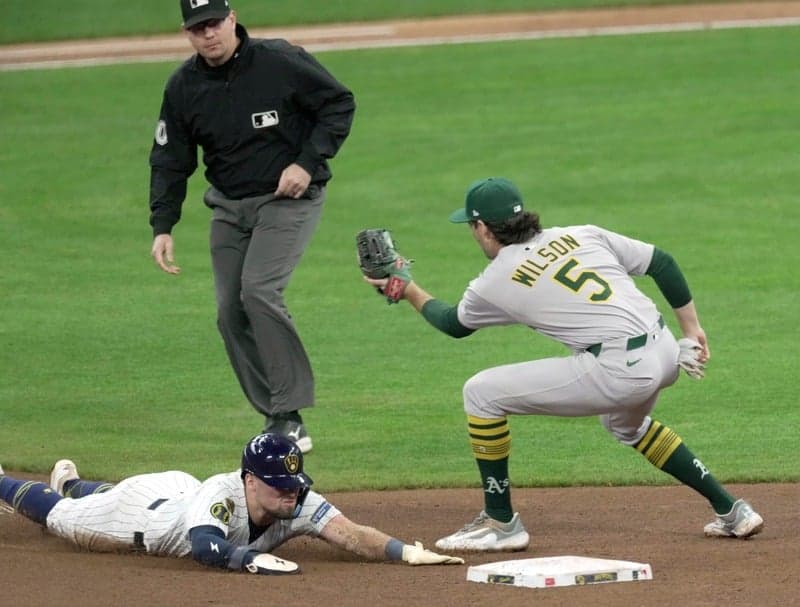 Milwaukee Brewers
