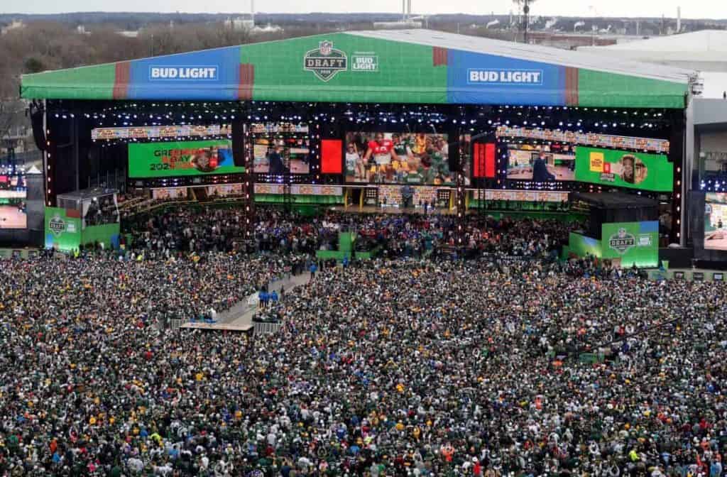 2025 NFL Draft First Round Grades