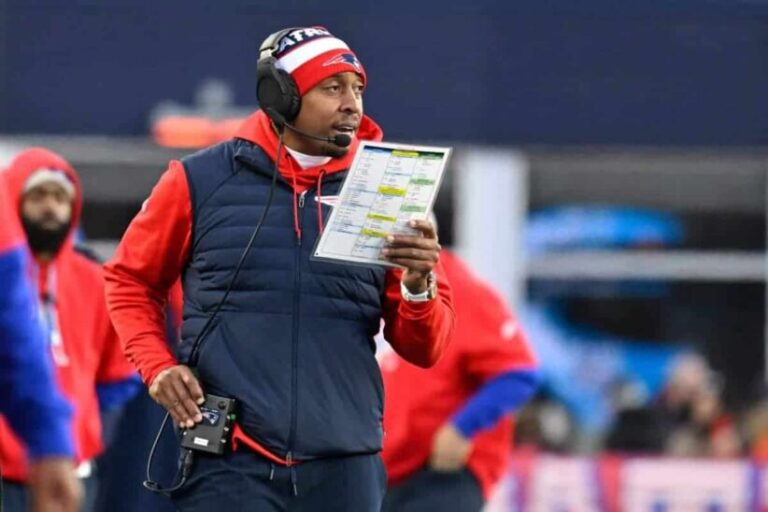 Green Bay Packers DL coach DeMarcus Covington