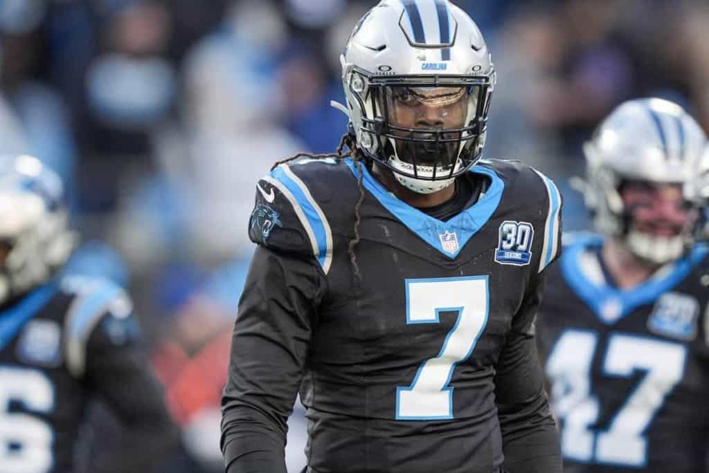 Carolina Panthers release Jadeveon Clowney, Green Bay Packers