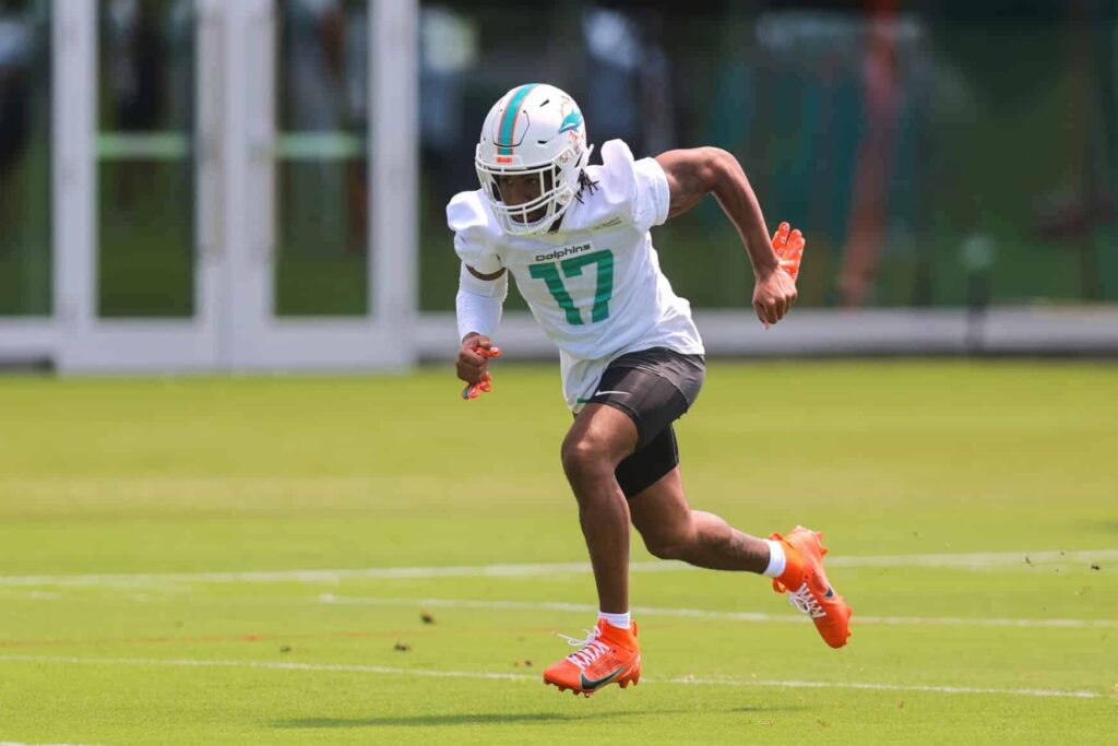 jaylen waddle