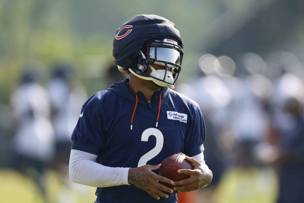 DJ Moore 2025 NFL Redraft Outlook: Backfield Action Adds New Flavor to Bears Offense