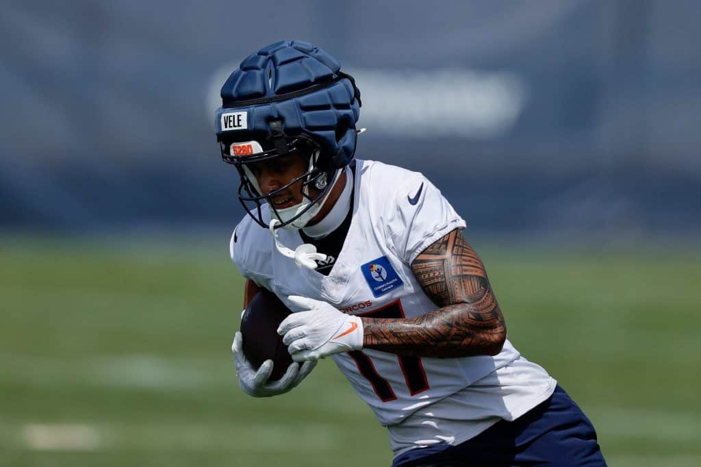 Devaughn Vele