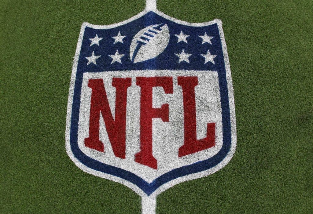 Detroit Lions signing Dan