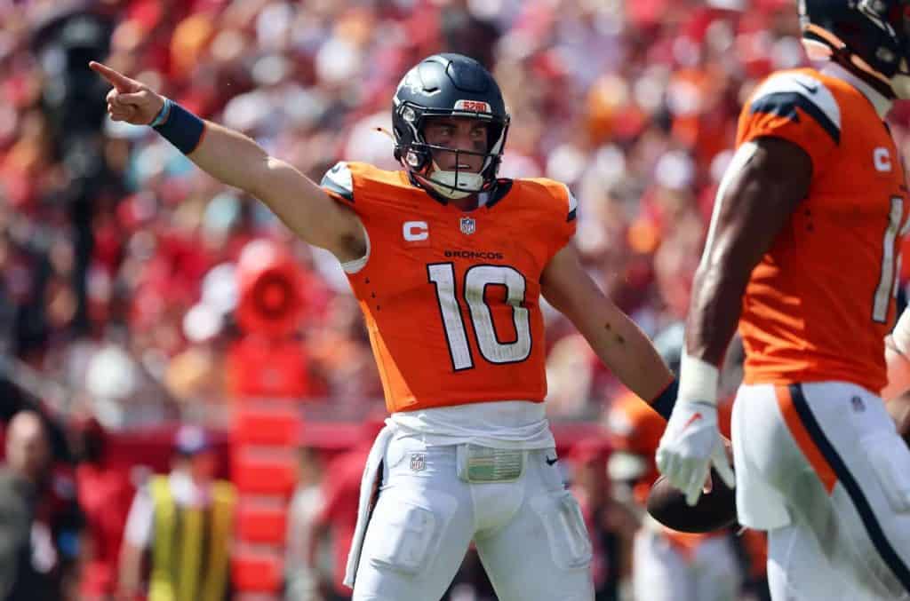 Broncos
