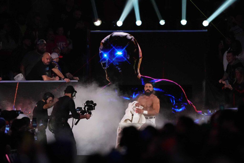 Andrade, Former WWE Champion