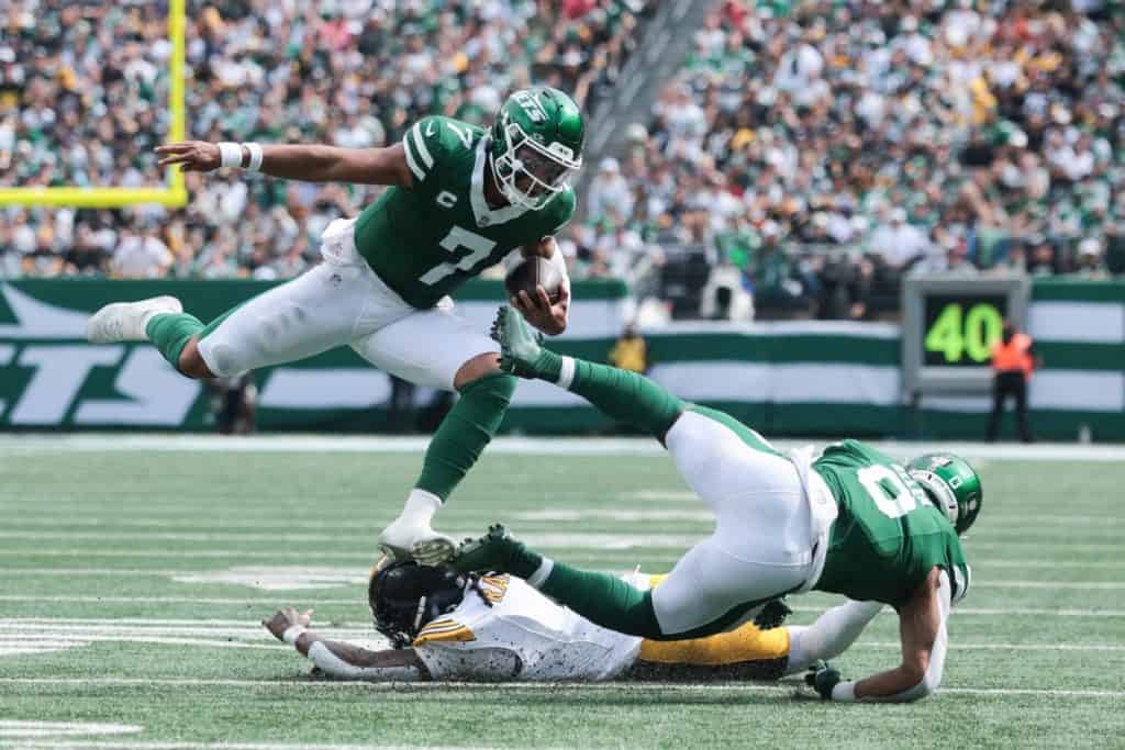 Top 5 New York Jets Standouts in 34-32 Week 1 Loss To Pittsburgh Steelers