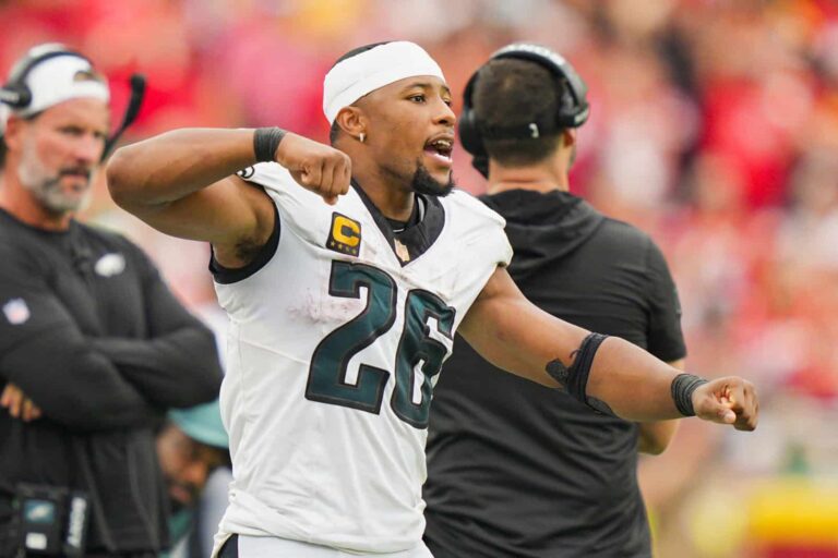 Eagles running back Saquon Barkley