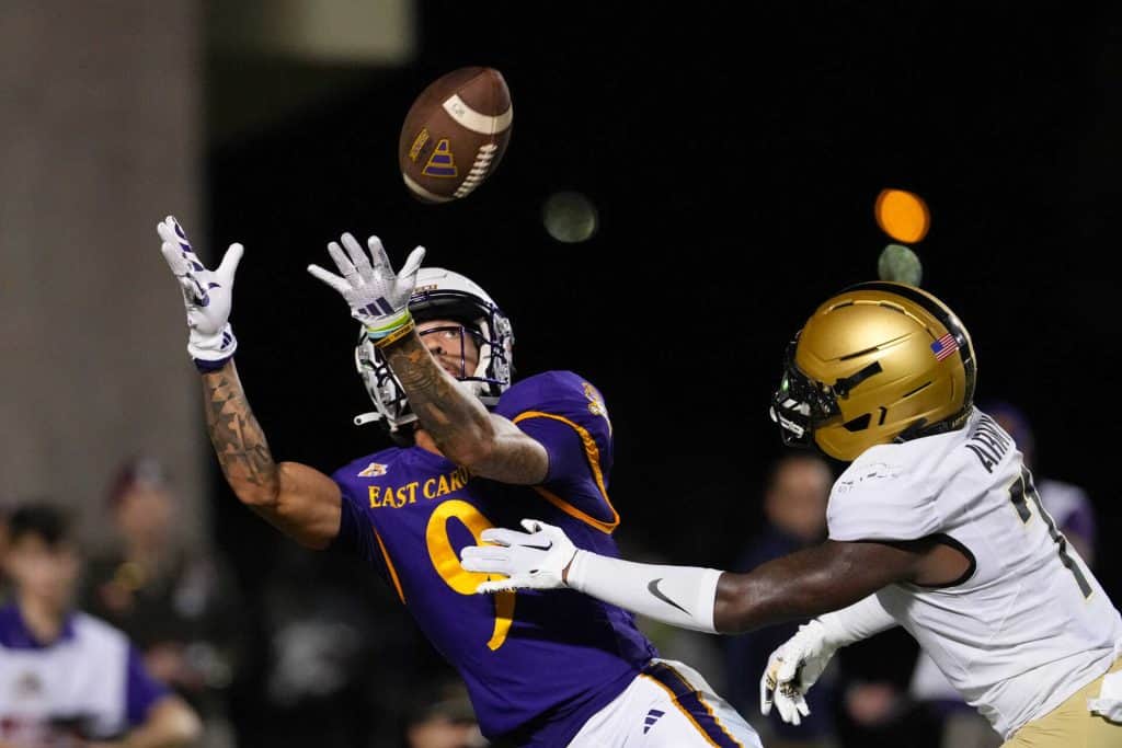 East Carolina dominates Army 28-8 on 9/25/25