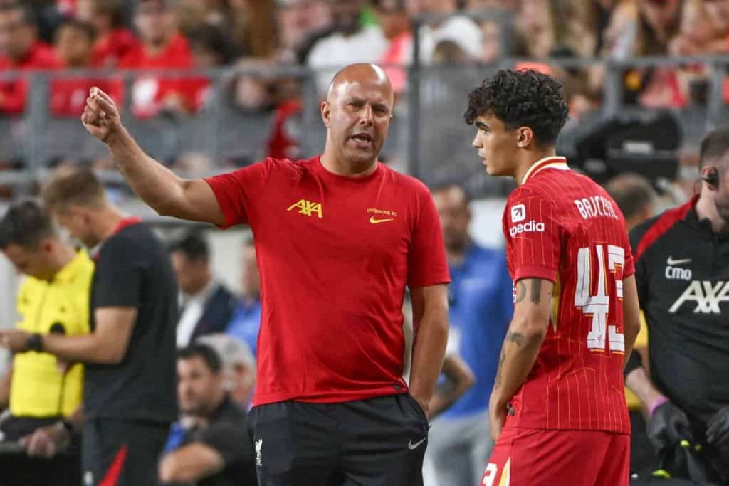Liverpool’s Injury Crisis Deepens: Jeremie Frimpong’s Latest Setback Sparks Questions About Medical Staff