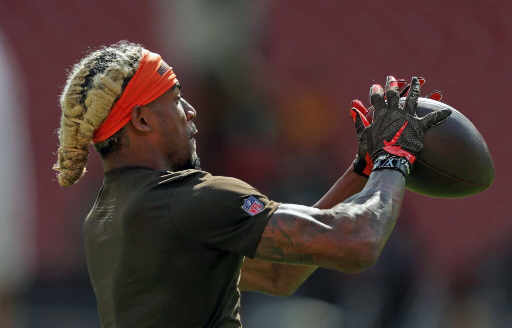 Cleveland Browns wide receiver Isaiah Bond gets warmed up before an NFL football game at Huntington Bank Field, Sept. 21,