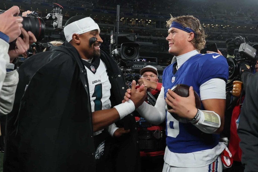 Giants Destroy Eagles in Second Half for Huge Win
