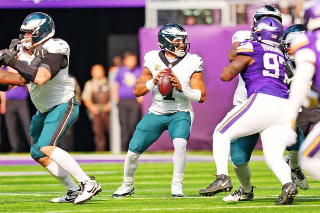 Eagles QB Jalen Hurts’ Electric Passing Day Leads Philly to Key Bounce-Back Victory in Week 7