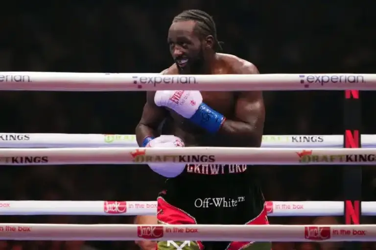 Terence Crawford retires.