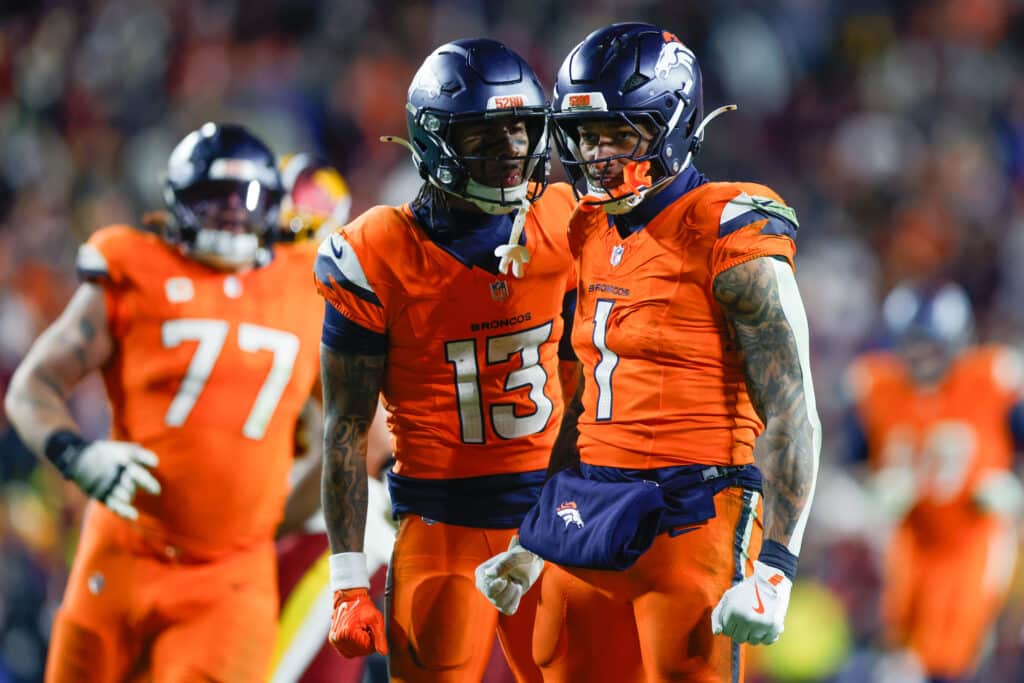 Broncos