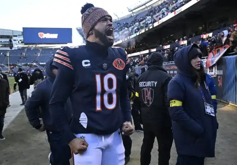 Chicago Bears Caleb Williams great start to a career. Green Bay Packers