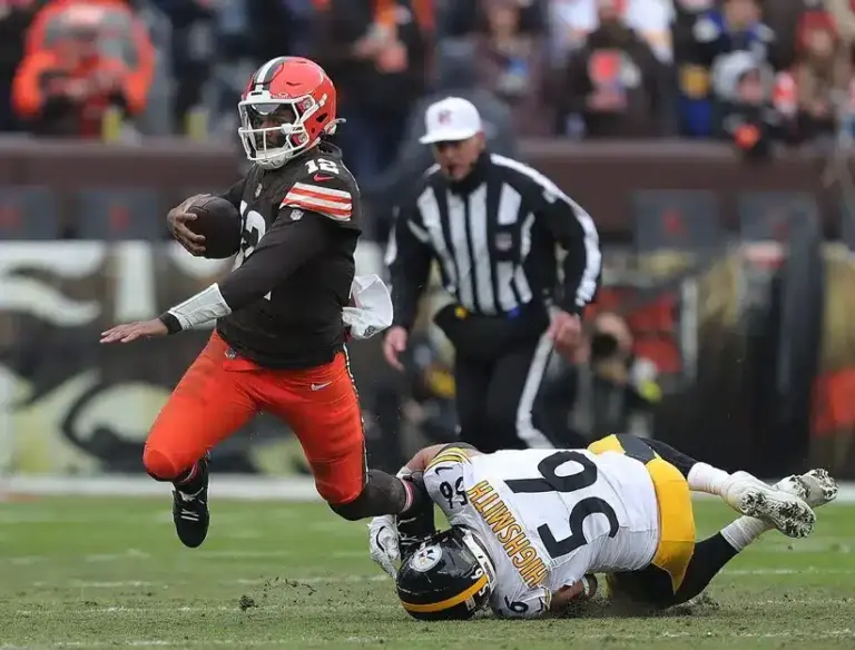 Browns beat the Steelers.