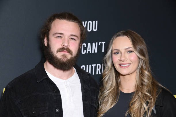 Anna Jay And Jungle Jack Perry