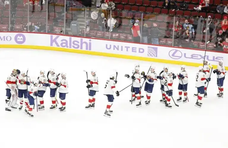 Florida Panthers players celebrate after defeating the Chicago Blackhawks at United Center