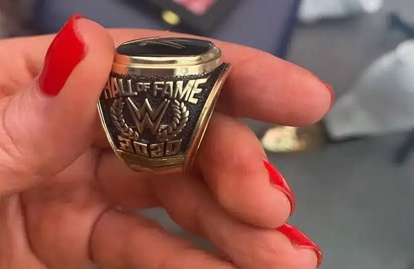British Bulldog Davey Boy Smith WWE Hall of Fame Ring Held By Hand of Female