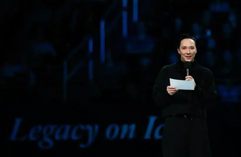 Weir conducting his speech