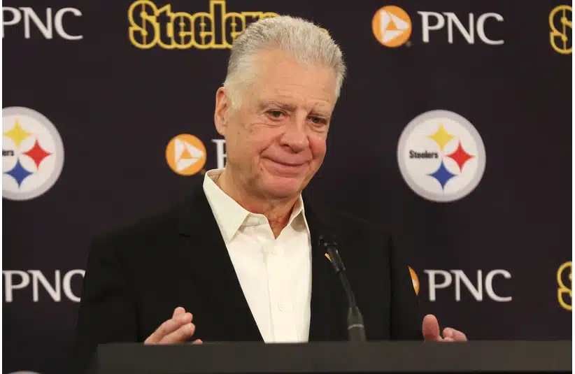 Steelers Art Rooney speaking to the media