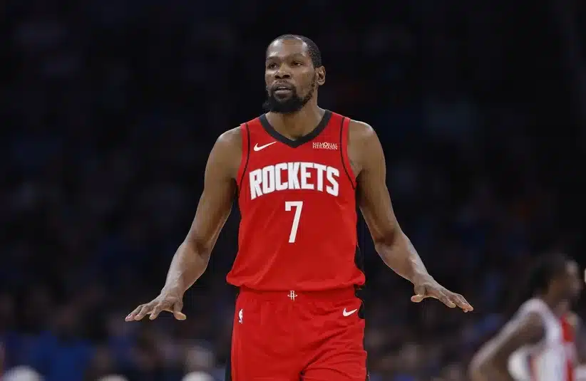 Kevin Durant in action