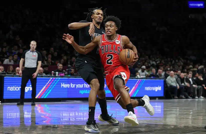 Collin Sexton drives to the basket against the Nets.