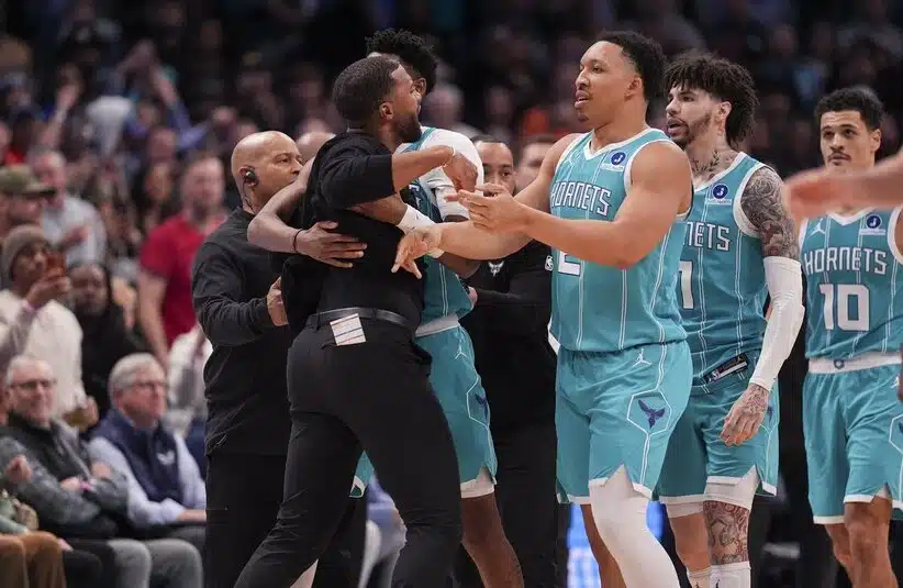 Hornets player getting ejected in game against Pistons.