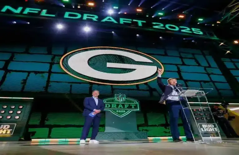 Green Bay Packers President and CEO Mark Murphy announces the Packers’ selection of wide receiver Matthew Golden with the 23rd pick during the first round of the 2025 NFL Draft