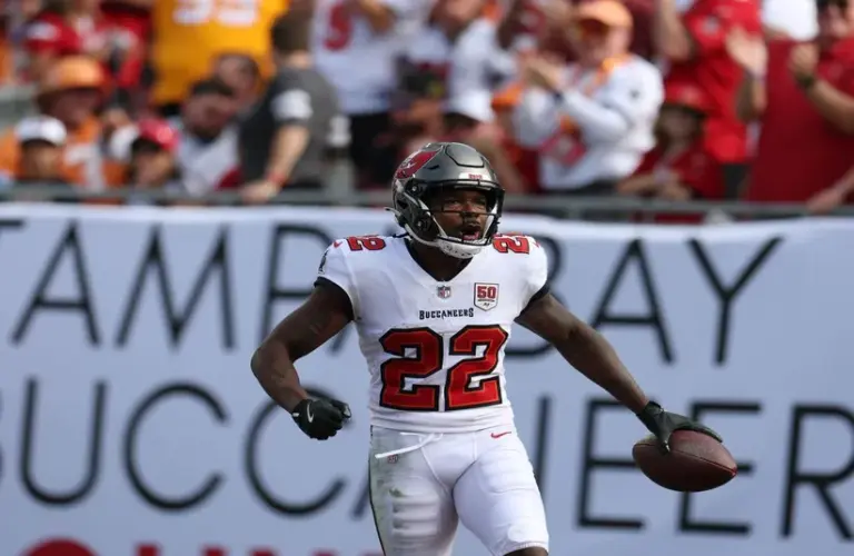 Buccaneers cornerback Kindle Vildor at Raymond James Stadium before the Packers vs. Bucs preview