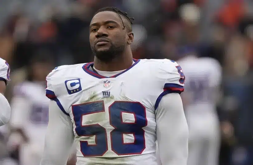 New York Giants linebacker Bobby Okereke (58) leaves the field