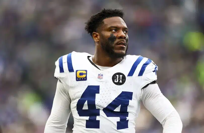 Indianapolis Colts linebacker Zaire Franklin (44) stands on the sideline, Green Bay Packers
