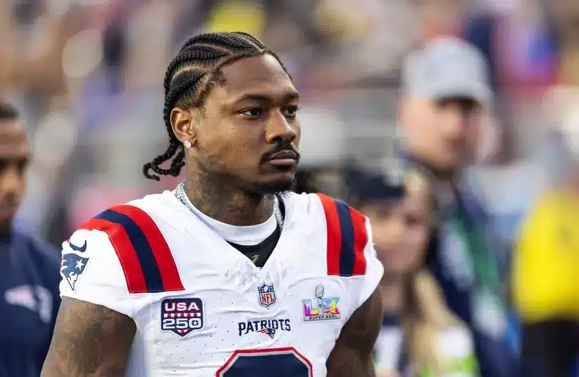 New England Patriots wide receiver Stefon Diggs (8) against the Seattle Seahawks