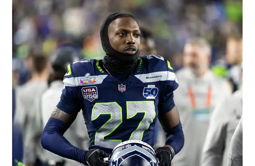 49ers target Riq Woolen standing on sideline