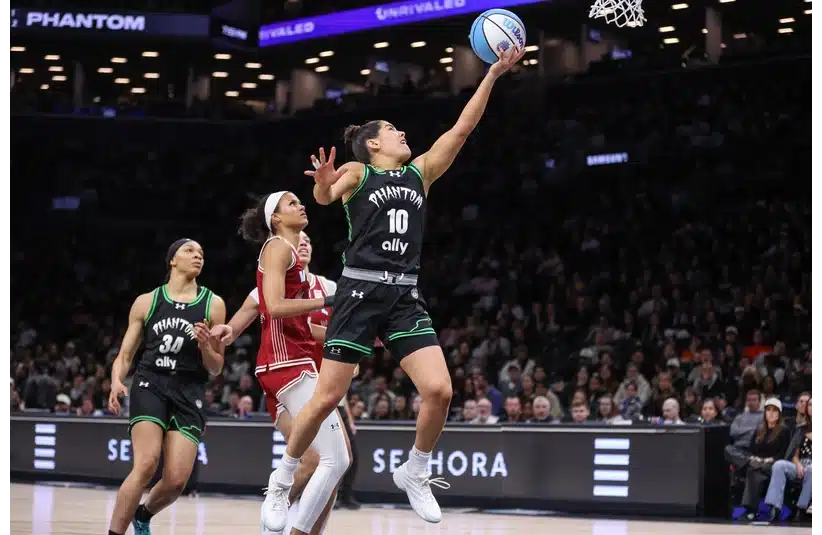 Kelsey Plum in the Unrivaled Semifinals