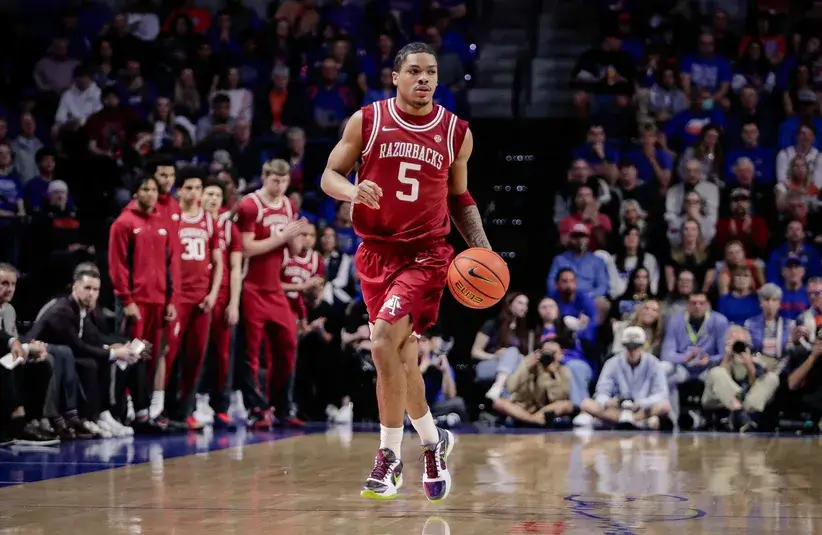 Arkansas Razorbacks guard Darius Acuff Jr. (5) during the game against the Florida Gators in the first half.
