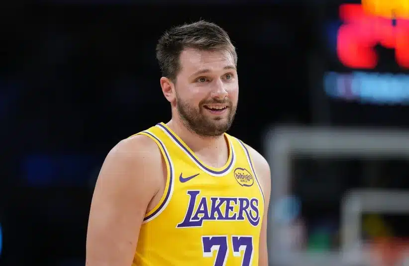 Luka Doncic talking to his teammate