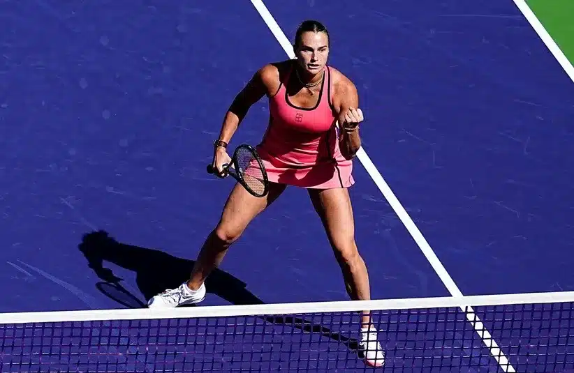Aryna Sabalenka on court.